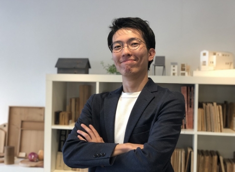 中川　仁